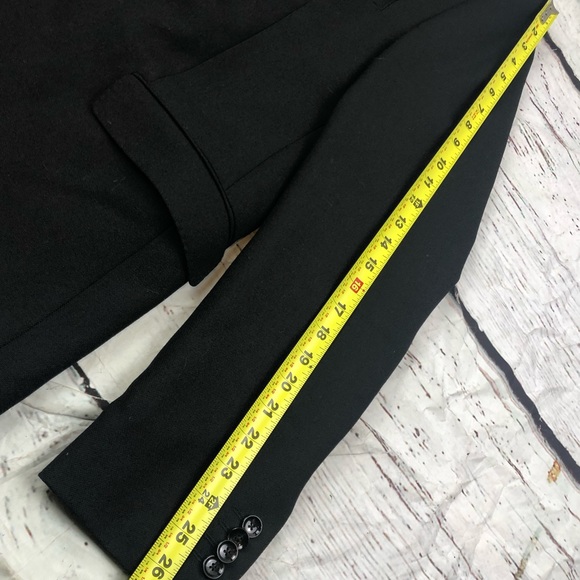 ZARA MAN Mens Sz 46 Black BlazerJacket Sports Coat Tailored Fit 2Button Front - Picture 13 of 15